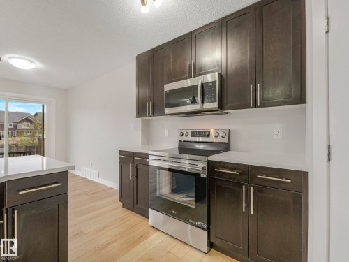7327 24 Avenue, Edmonton, AB - Indoor Photo Showing Kitchen With Upgraded Kitchen