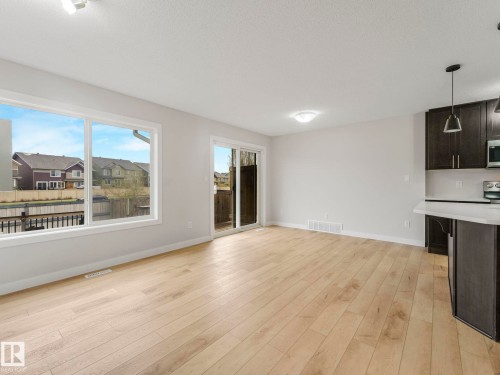 7327 24 Avenue, Edmonton, AB - Indoor Photo Showing Other Room