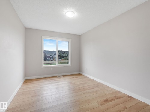 7327 24 Avenue, Edmonton, AB - Indoor Photo Showing Other Room