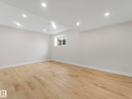 7327 24 Avenue, Edmonton, AB - Indoor