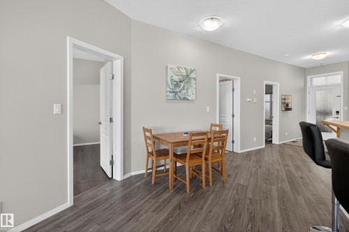 341 4827 104A Street, Edmonton, AB - Indoor