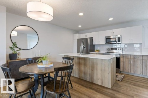 4 Jensen Gate, St. Albert, AB - Indoor