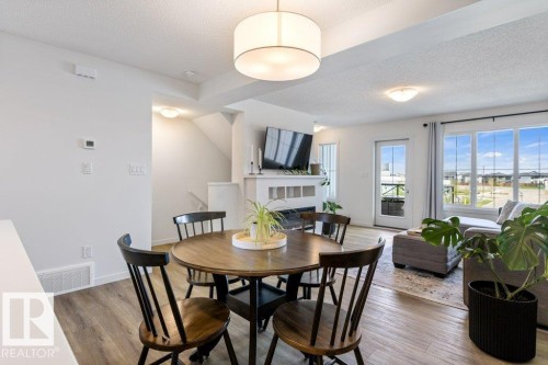4 Jensen Gate, St. Albert, AB - Indoor