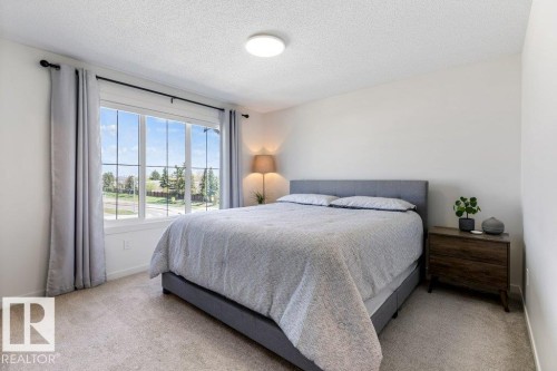 4 Jensen Gate, St. Albert, AB - Indoor Photo Showing Bedroom