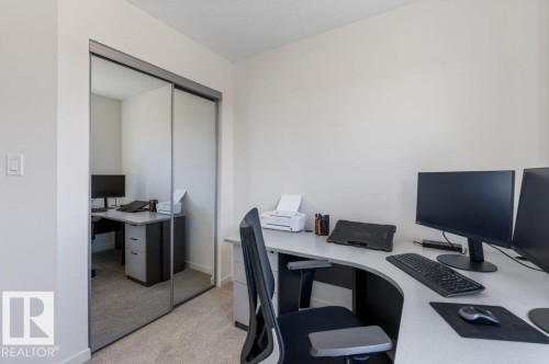 4 Jensen Gate, St. Albert, AB - Indoor Photo Showing Office