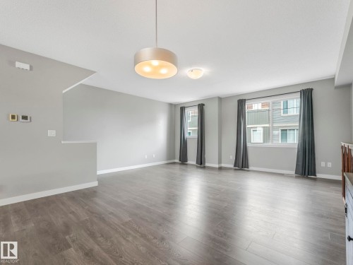 23 13139 205 Street, Edmonton, AB - Indoor