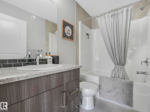 23 13139 205 Street, Edmonton, AB - Indoor Photo Showing Bathroom
