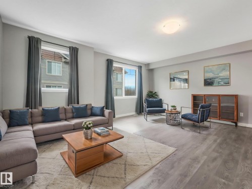 23 13139 205 Street, Edmonton, AB - Indoor Photo Showing Living Room
