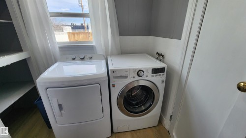 Main floor - 5017 51 Street, Elk Point, AB - Indoor Photo Showing Laundry Room