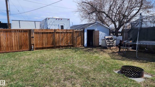 Back yard - 5017 51 Street, Elk Point, AB - Outdoor