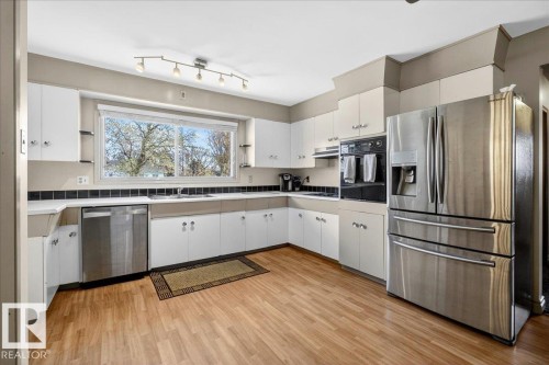13015 115 Street, Edmonton, AB - Indoor Photo Showing Kitchen