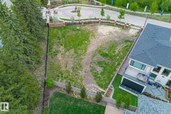 22 3466 KESWICK Boulevard  Edmonton, AB T6W 3S4
