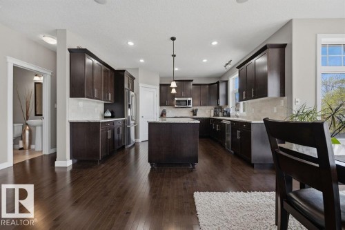 5 Krahn Court, Leduc, AB - Indoor Photo Showing Kitchen With Upgraded Kitchen