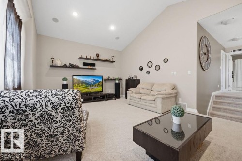 5 Krahn Court, Leduc, AB - Indoor Photo Showing Bedroom