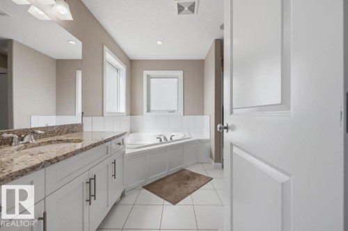 5 Krahn Court, Leduc, AB - Indoor Photo Showing Bathroom