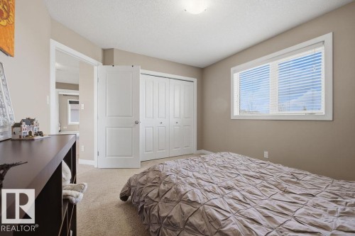 5 Krahn Court, Leduc, AB - Indoor Photo Showing Bedroom