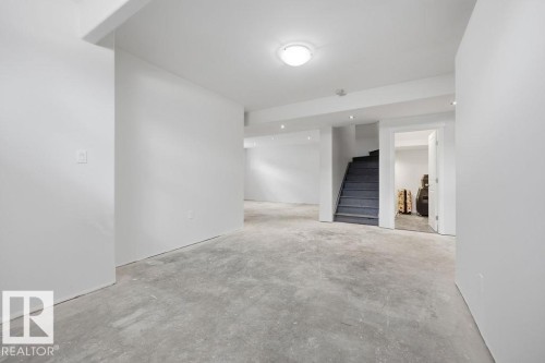 5 Krahn Court, Leduc, AB - Indoor Photo Showing Other Room