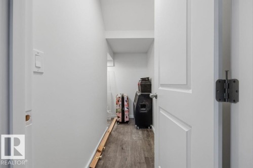5 Krahn Court, Leduc, AB - Indoor Photo Showing Other Room