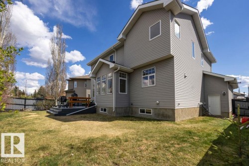 5 Krahn Court, Leduc, AB - Outdoor