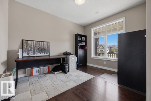 5 Krahn Court, Leduc, AB - Indoor