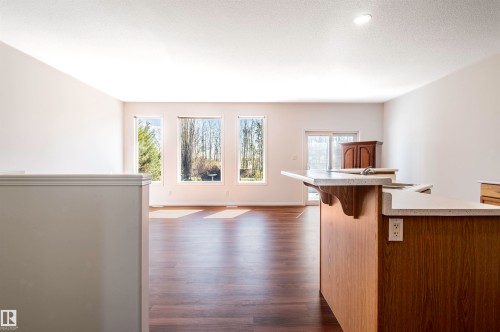 22 Stony Creek, Stony Plain, AB - Indoor Photo Showing Kitchen