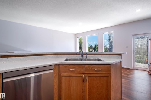 22 Stony Creek, Stony Plain, AB - Indoor Photo Showing Kitchen With Double Sink