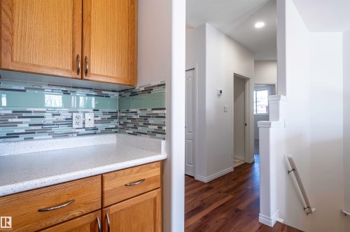 22 Stony Creek, Stony Plain, AB - Indoor