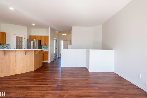 22 Stony Creek, Stony Plain, AB - Indoor Photo Showing Kitchen