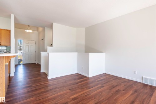 22 Stony Creek, Stony Plain, AB - Indoor