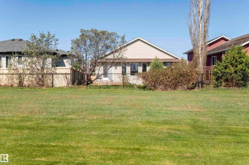 22 Stony Creek, Stony Plain, AB - Outdoor