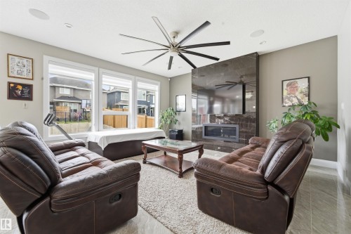 2029 89B Street, Edmonton, AB - Indoor Photo Showing Living Room
