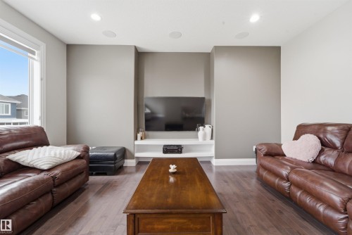 2029 89B Street, Edmonton, AB - Indoor Photo Showing Living Room
