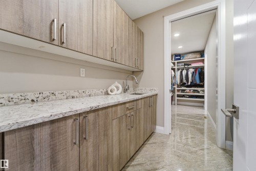 2029 89B Street, Edmonton, AB - Indoor