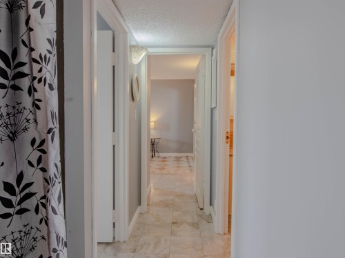 202 8340 Jasper Avenue, Edmonton, AB - Indoor Photo Showing Other Room