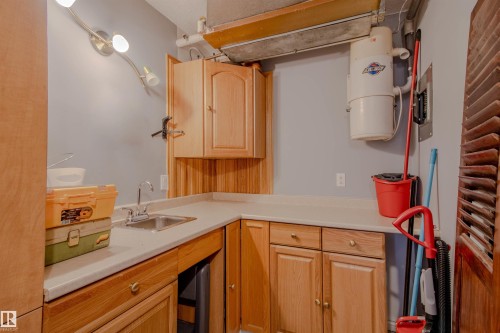 202 8340 Jasper Avenue, Edmonton, AB - Indoor Photo Showing Other Room