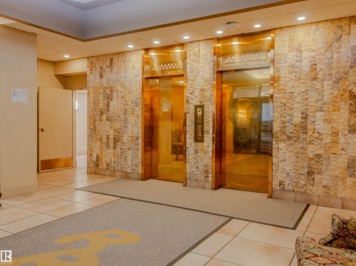 202 8340 Jasper Avenue, Edmonton, AB - Indoor Photo Showing Other Room