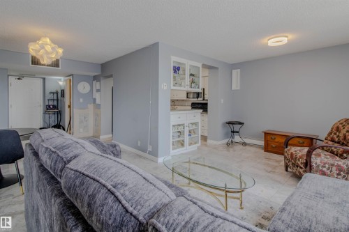 202 8340 Jasper Avenue, Edmonton, AB - Indoor