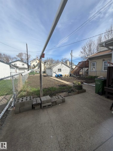 Image quality insufficient for description - 9630 106 Avenue, Edmonton, AB - Outdoor