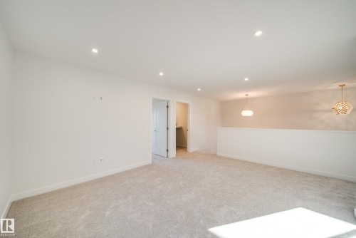 77 Chartres Close, St. Albert, AB - Indoor Photo Showing Other Room