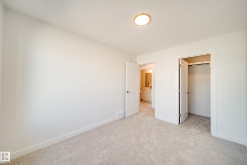 77 Chartres Close, St. Albert, AB - Indoor Photo Showing Other Room