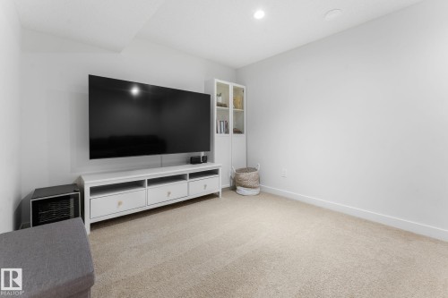 5152 4 Avenue, Edmonton, AB - Indoor