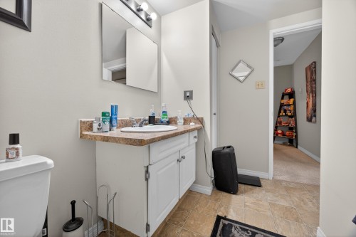 209 4503 51 Street, Leduc, AB - Indoor Photo Showing Bathroom