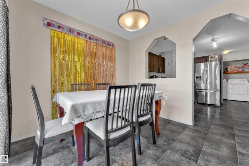 Dining space with baseboards - 6152 13 Avenue, Edmonton, AB - Indoor