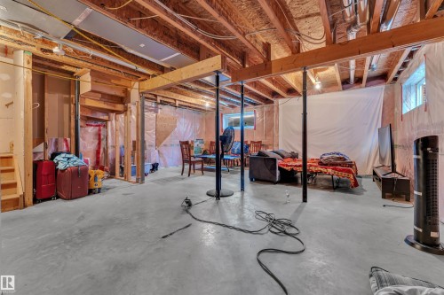 View of unfinished basement - 6152 13 Avenue, Edmonton, AB - Indoor Photo Showing Basement