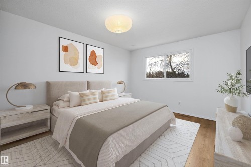 47 Royal Road, Edmonton, AB - Indoor Photo Showing Bedroom