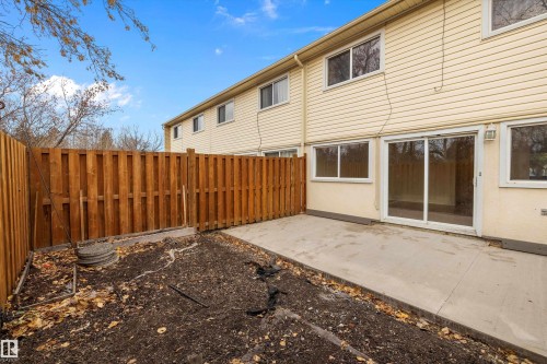 47 Royal Road, Edmonton, AB - Outdoor With Exterior