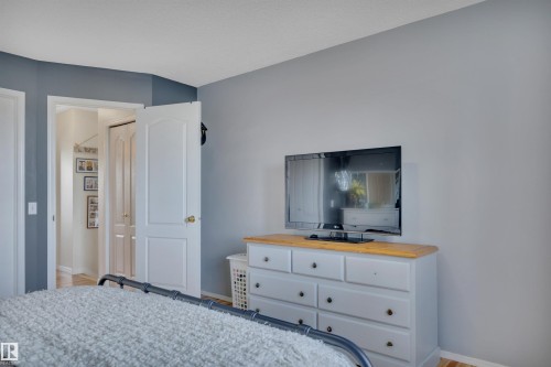 10 Campbell Road, Leduc, AB - Indoor Photo Showing Bedroom