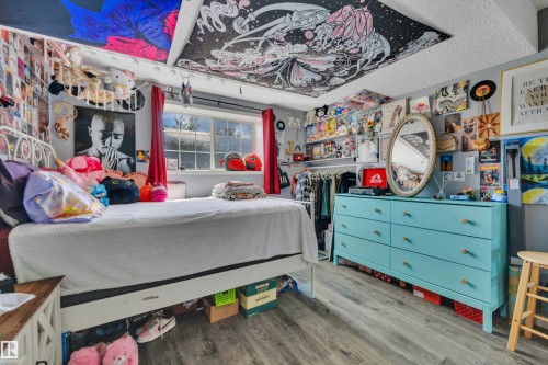 10 Campbell Road, Leduc, AB - Indoor Photo Showing Other Room