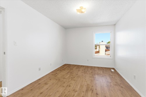 6320 184 Street, Edmonton, AB - Indoor Photo Showing Other Room