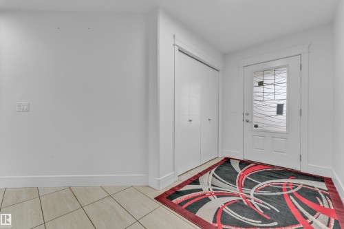 3219 16 Avenue, Edmonton, AB 